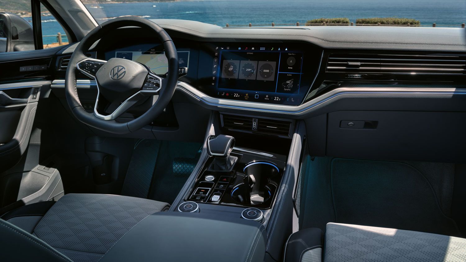 Blick auf das Innovision Cockpit im VW Touareg Elegance.