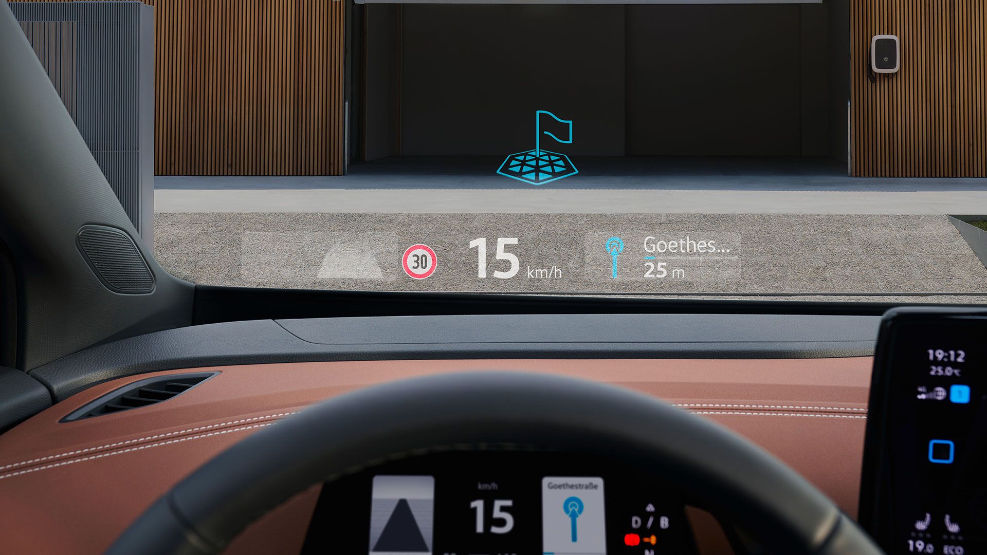 Blick von innen auf die Windschutzscheibe eines VW ID.5 mit Head-up-Display
