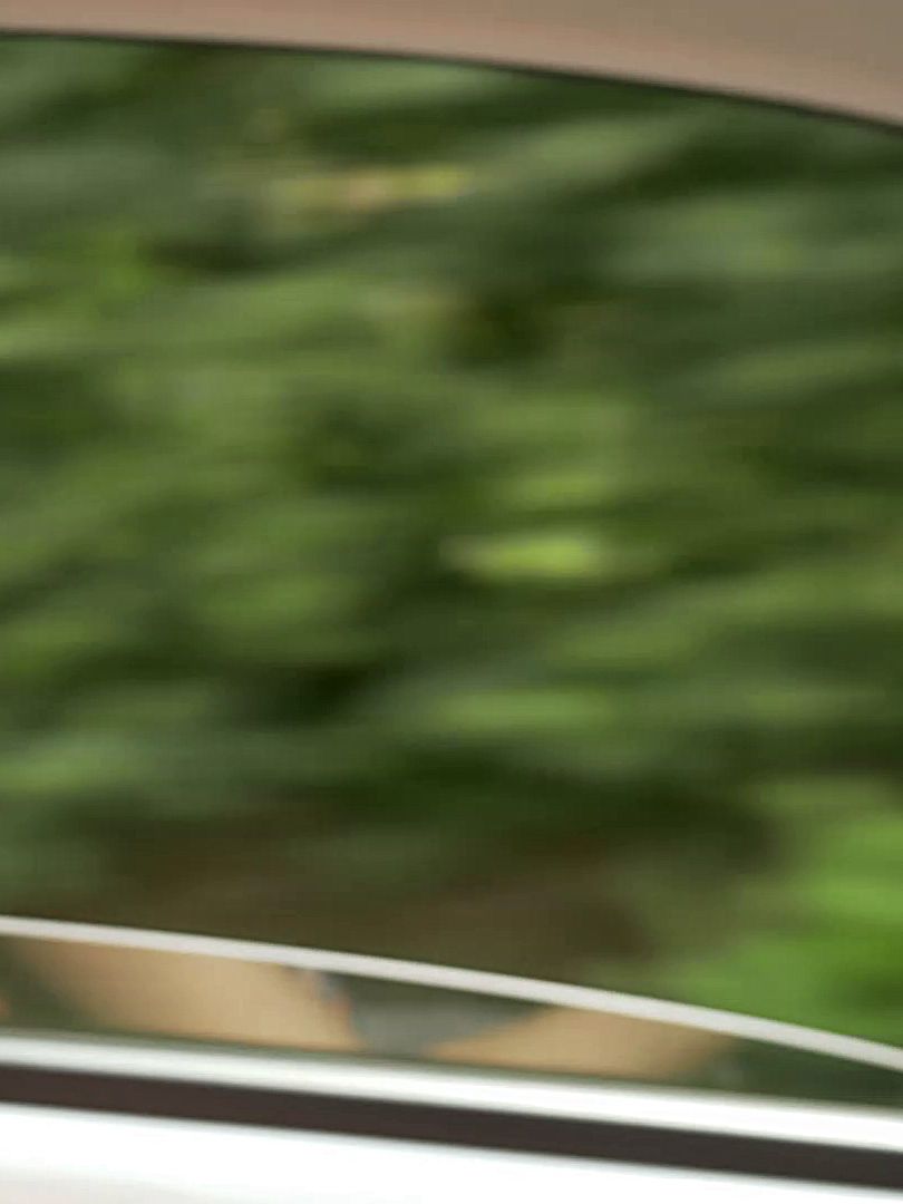 Claire Ewert liebt es, den spritzigen e-up! zu fahren