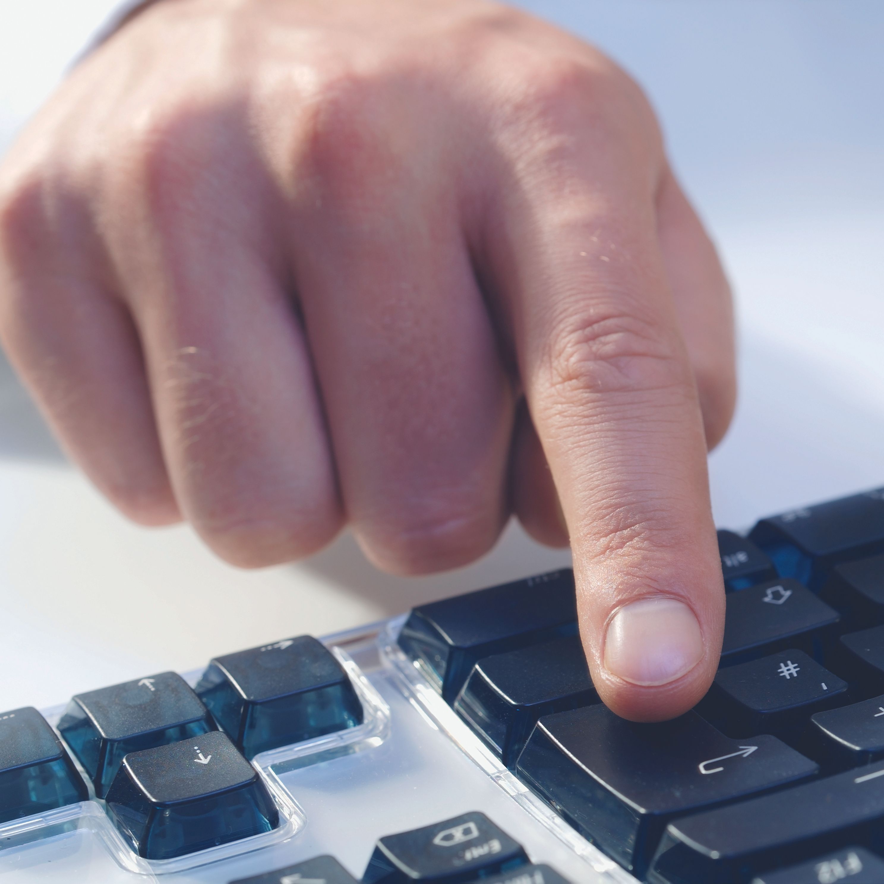 vw-volkswagen-tastatur-finger-enter