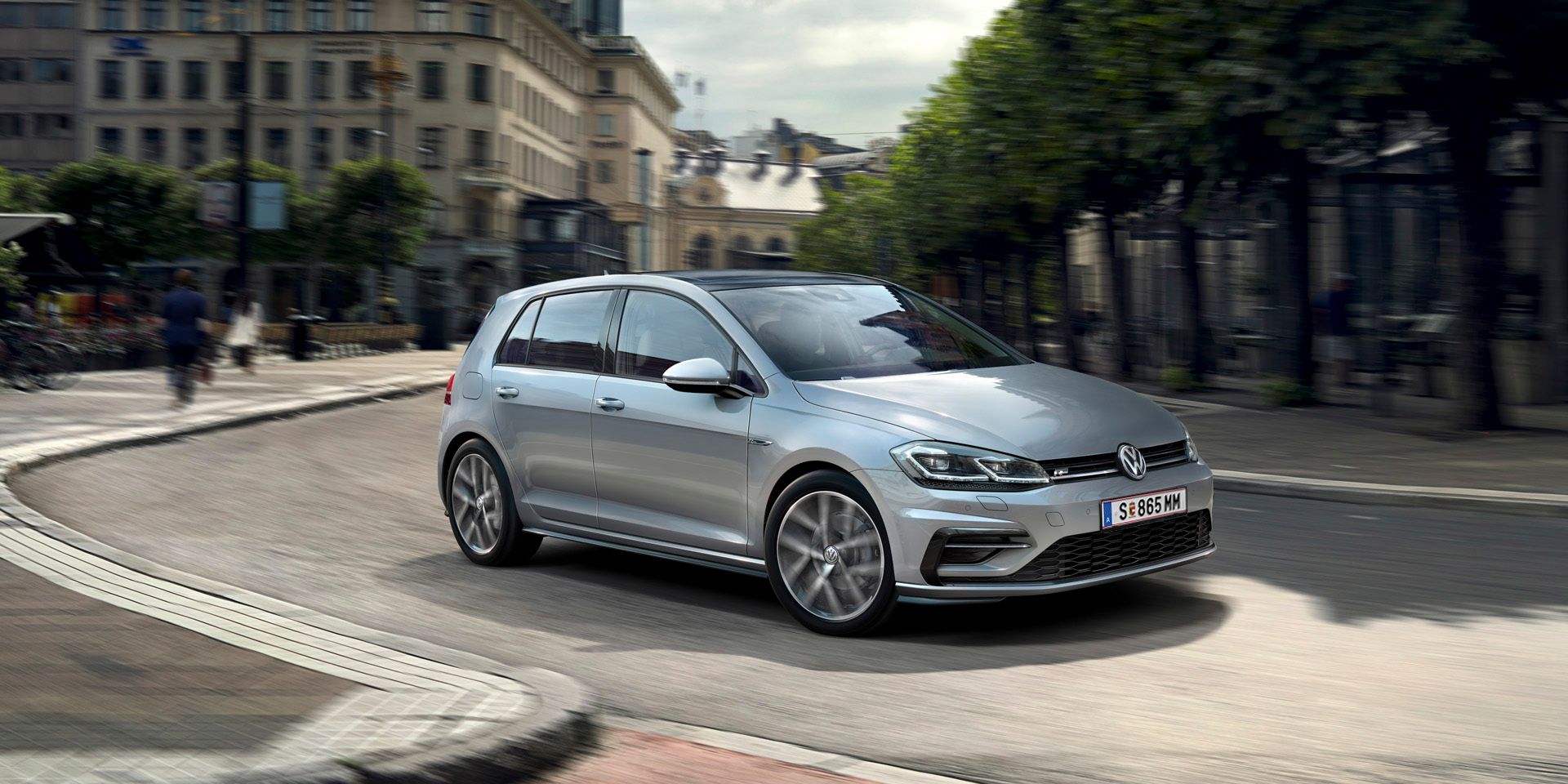 vw golf gelb seitenansicht kurkuma