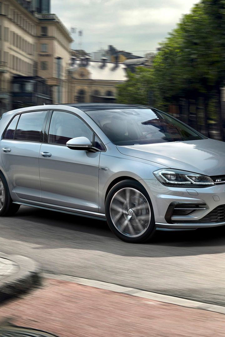 vw golf gelb seitenansicht kurkuma